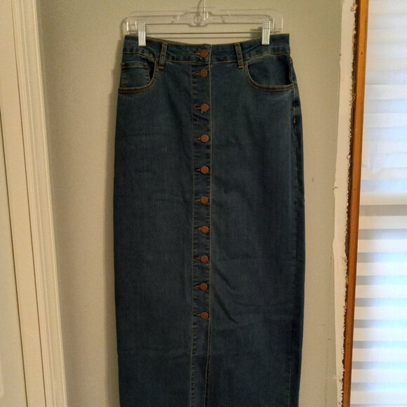 Leanne Button Down Denim Maxi Skirt - Picture 4 of 7